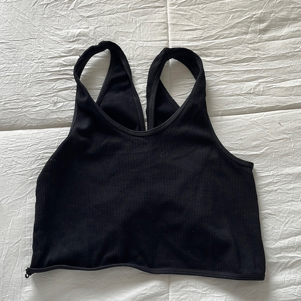 black tank